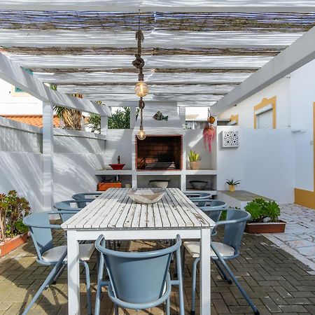 Casa Do Tanque Amarelo By Stay In Alentejo Вила Нова де Милфонтеш Екстериор снимка